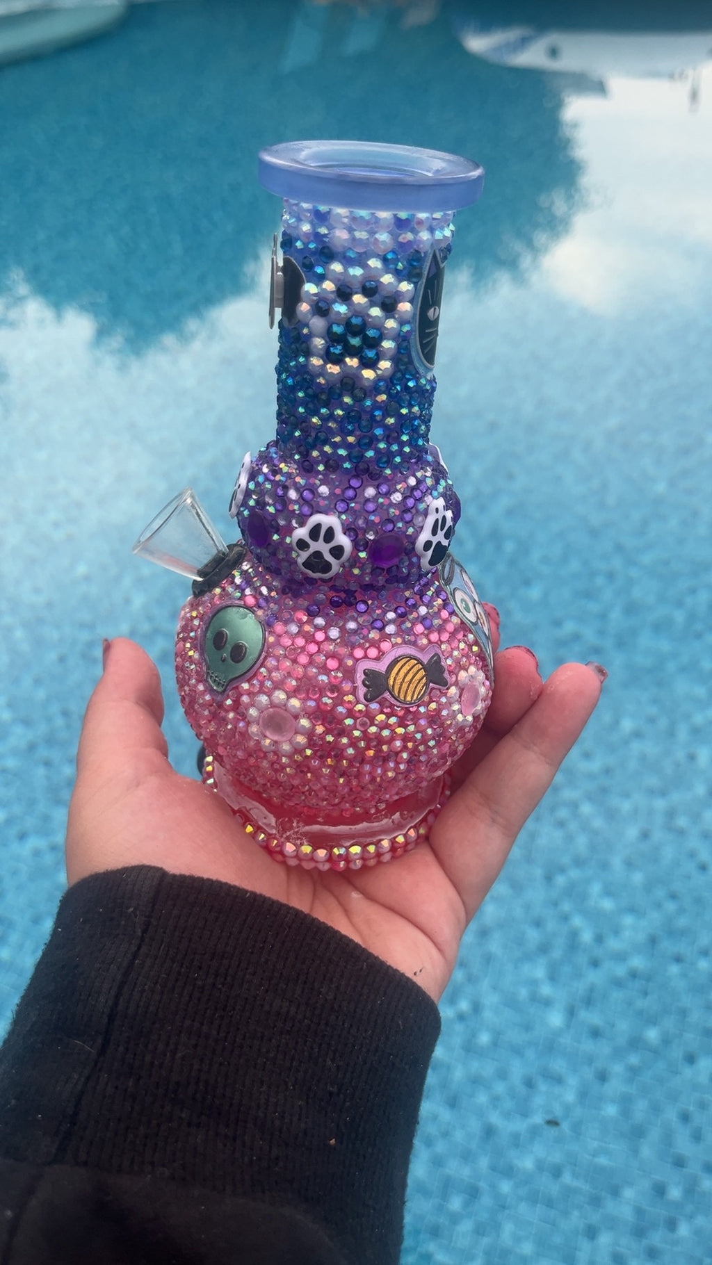 Small Sized Custom Decorative Bong